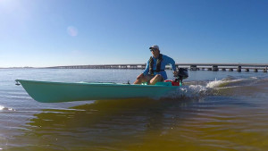 Solo skiff kayak under power